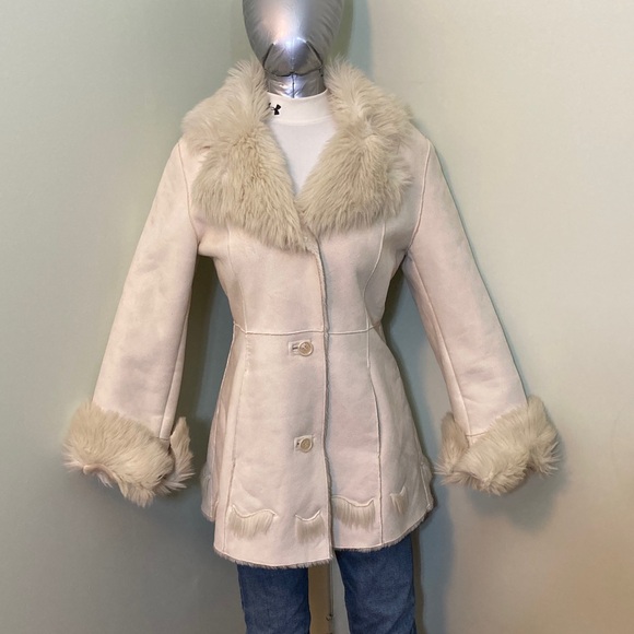 Novelti Jackets & Blazers - Novelti Cream Faux Fur Trim Coat